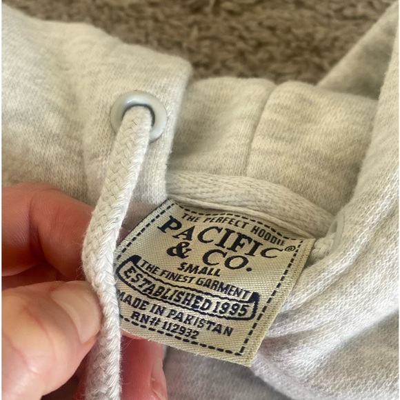 Pacific & Co Bar Harbor Hoodie - Picture 3 of 6